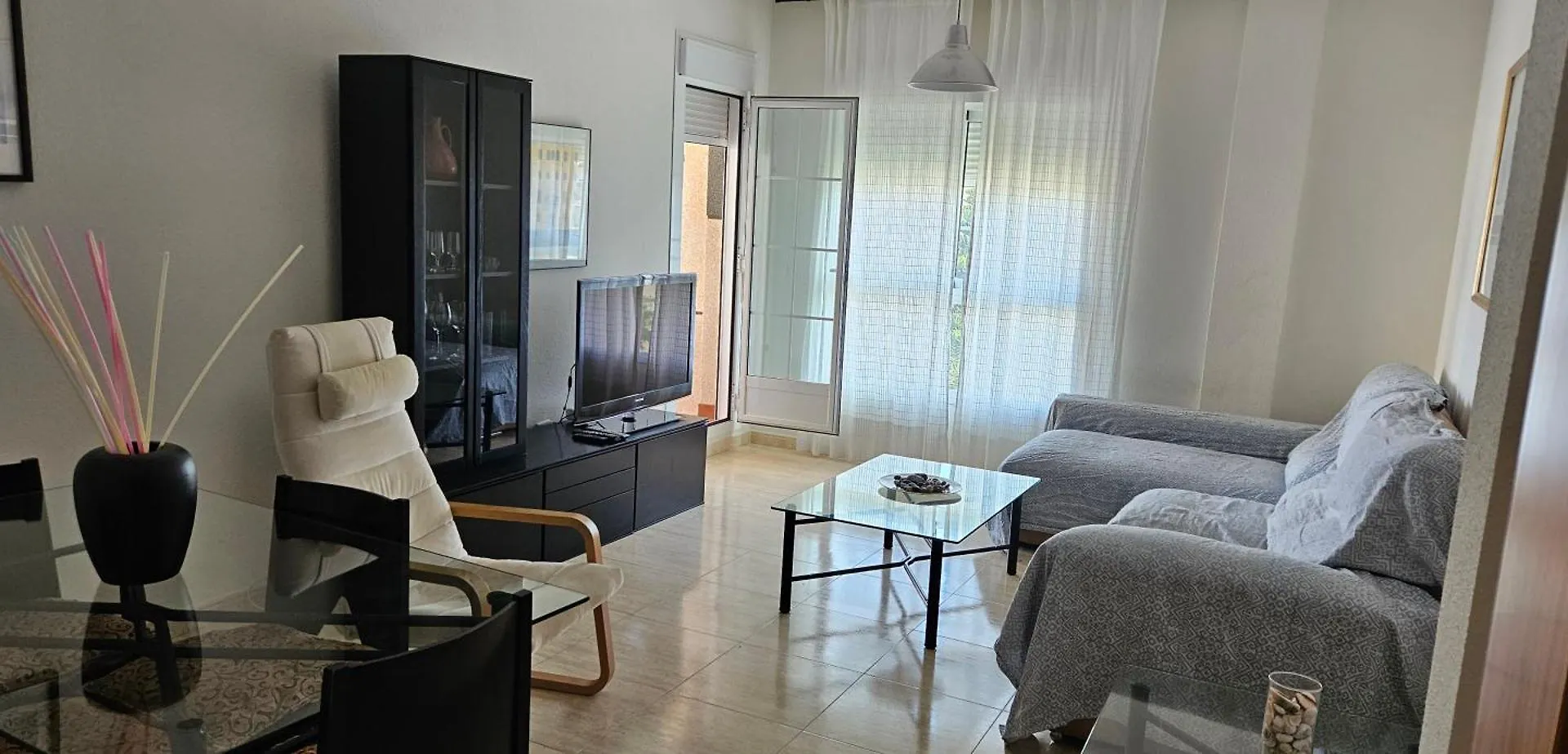 Apartamento Primera Linea De Playa. Wifi Retamar  Retamar (Almeria)